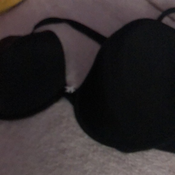 Brand new without tags silky bra C - Picture 3 of 4